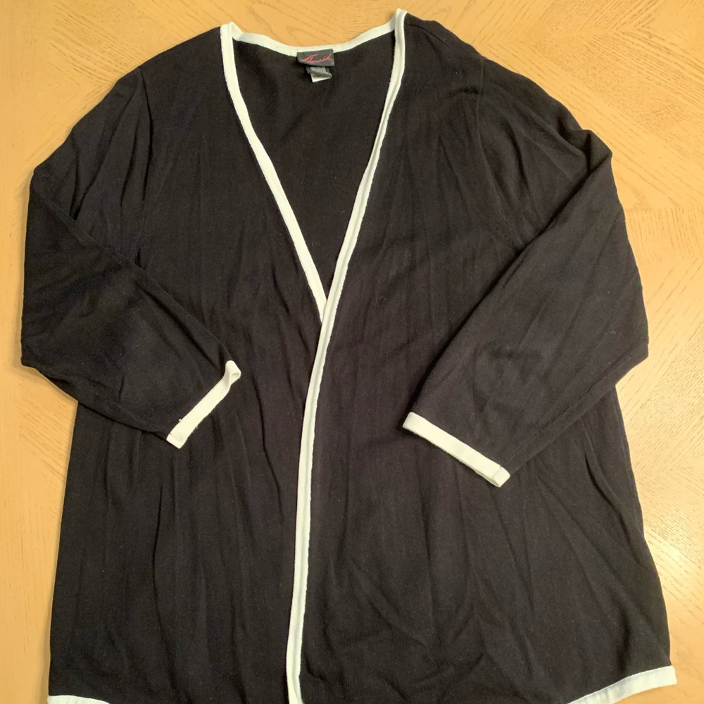 Torrid Black and White Knit Cardigan Sweater